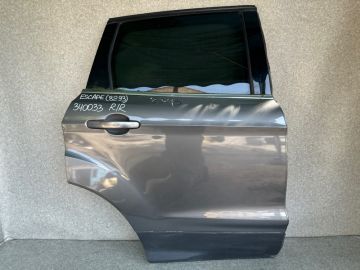 Дверь задн. прав. FORD ESCAPE 12-19