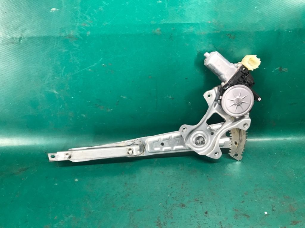 82721-4BA1A | Стеклоподъемник задн. лев. NISSAN X-TRAIL/ROGUE T32 13-20