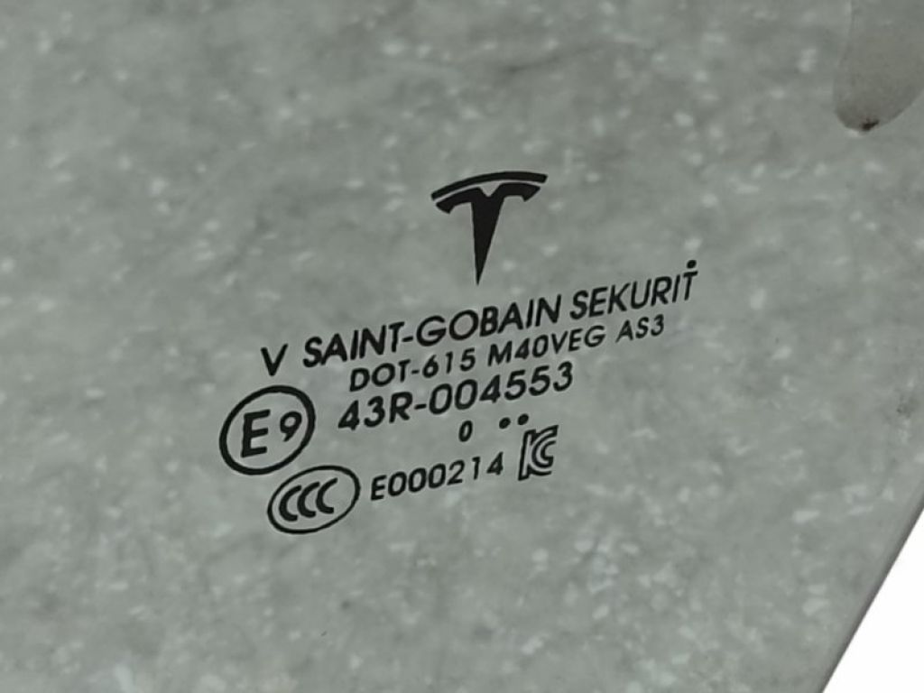 1495506-00-B | Стекло двери задн. лев. TESLA MODEL Y 19- - Фото 2