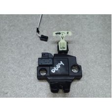 Замок крышки багажника TOYOTA CAMRY 55 14-17
