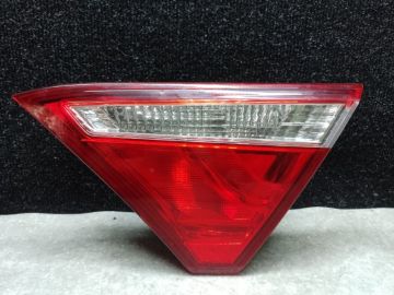 Фонарь внутренний прав. TOYOTA CAMRY 55 14-17
