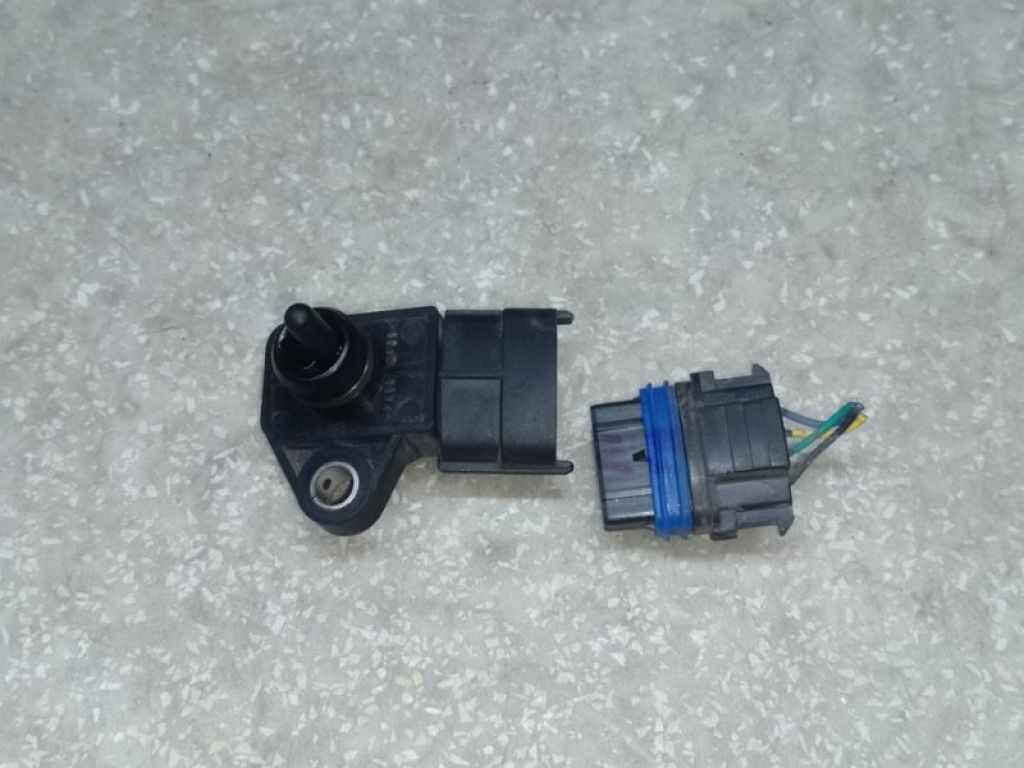 39300-2B100 | Датчик абсолютного давления (MAP sensor) HYUNDAI ELANTRA AD 16-