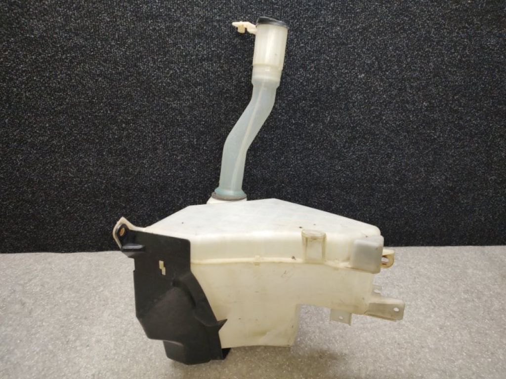 85315-60300 | Бачок омывателя TOYOTA LAND CRUISER PRADO 120 02-09 - Фото 2