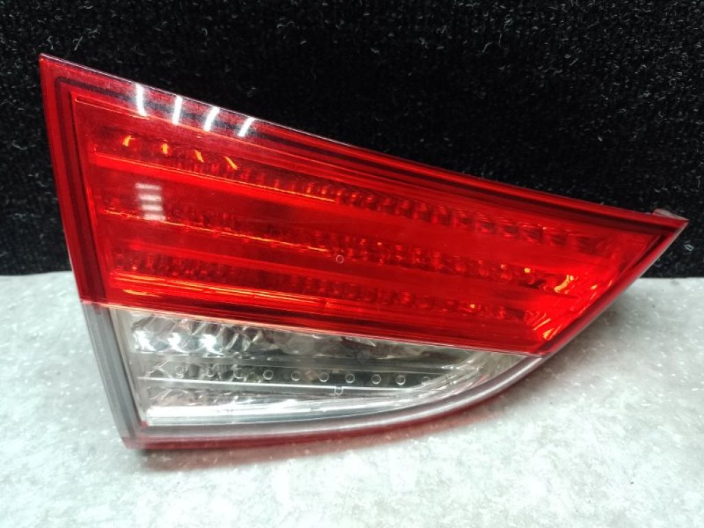 92403-3Y000 | Фонарь внутренний лев. HYUNDAI ELANTRA MD 10-15