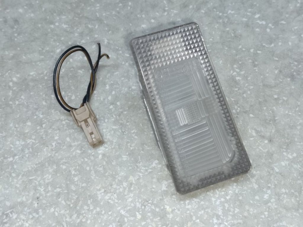92501-1M400 | Подсветка номера лев. HYUNDAI ELANTRA MD 10-15