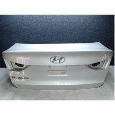 Крышка багажника HYUNDAI ELANTRA AD 16-
