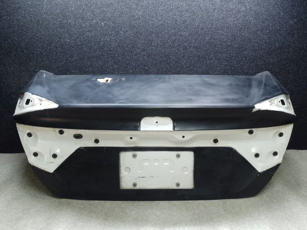 68500-TBA-A00ZZ | Крышка багажника HONDA CIVIC FC/FK 15-