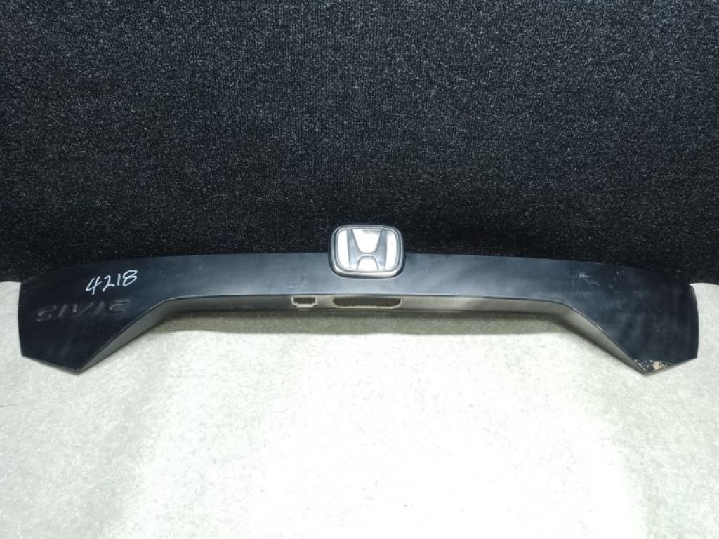 74890-TBA-A11ZM | Панель підсвічування номера HONDA CIVIC FC/FK 15-