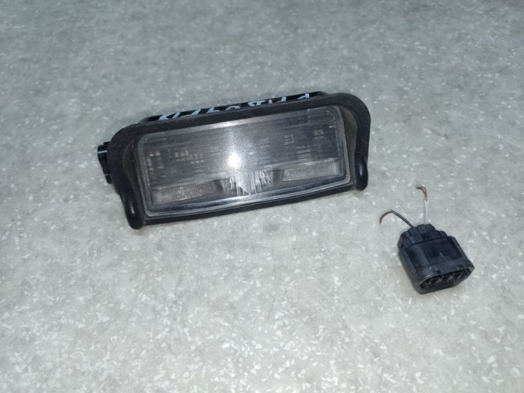 34100-TBA-A01 | Подсветка номера HONDA CIVIC FC/FK 15-