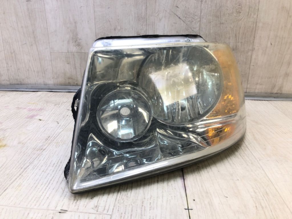 6L1Z-13008-BA | Фара лів. FORD EXPEDITION 03-06 - Фото 2