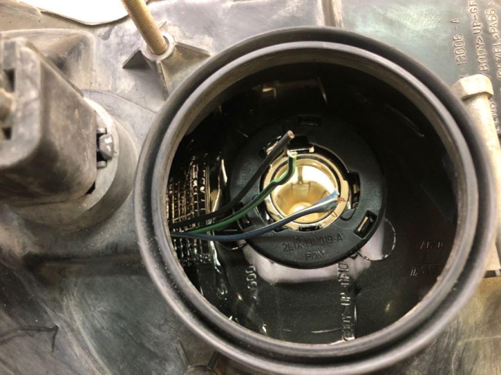 6L1Z-13008-BA | Фара лів. FORD EXPEDITION 03-06 - Фото 11