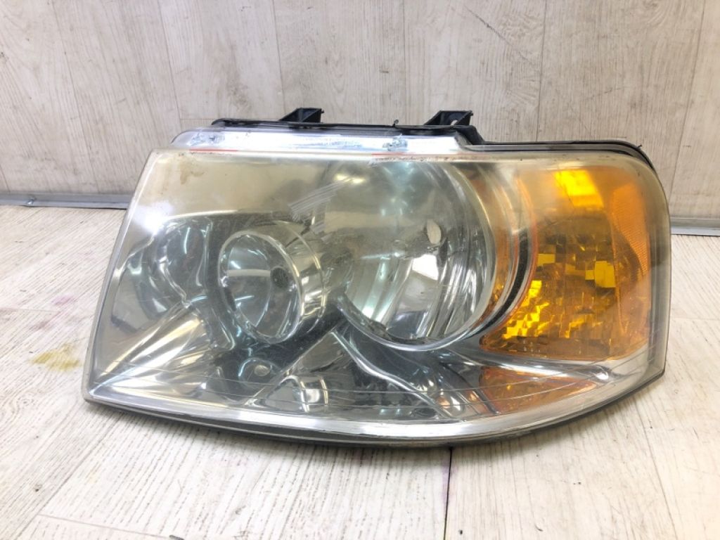 6L1Z-13008-BA | Фара лев. FORD EXPEDITION 03-06