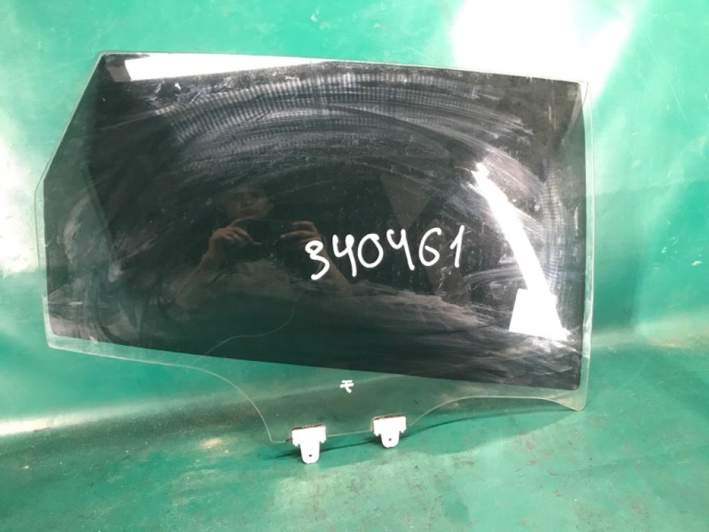 82300-JM00B | Стекло двери задн. прав. NISSAN ROGUE 08-15