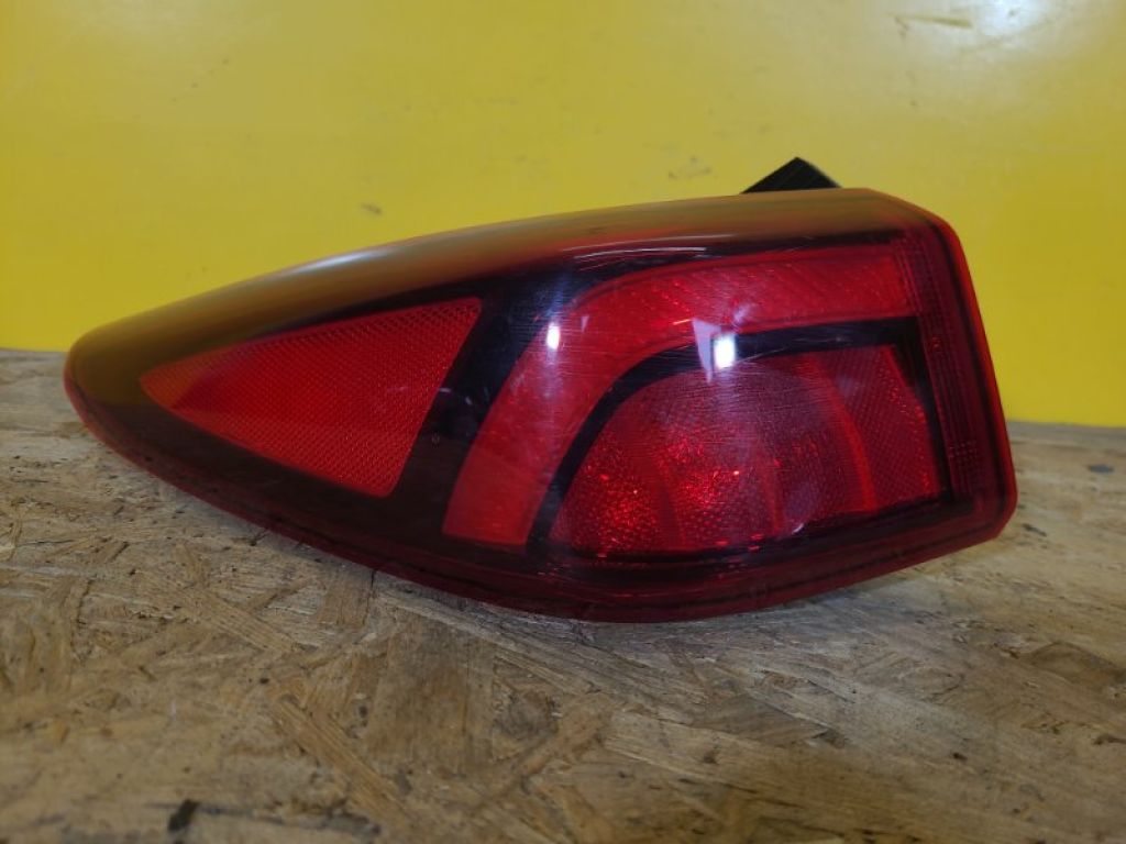 92401-J9510 | Ліхтар зовнішній лів. HYUNDAI KONA OS 17-23