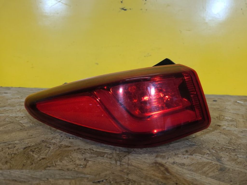 92401-J9100 | Ліхтар зовнішній лів. HYUNDAI KONA OS 17-23