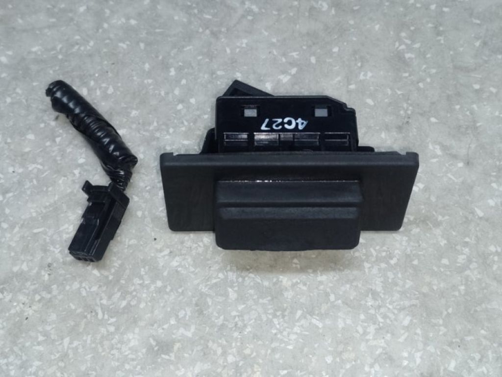 GHK1-56-8D0 | Кнопка открывания багажника наружная MAZDA 6 GJ 12-