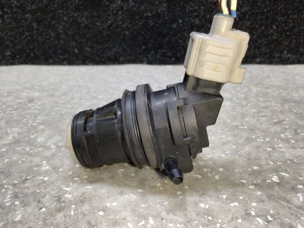 85330-60180 | Насос омивача скла задн. TOYOTA LAND CRUISER PRADO 120 02-09 - Фото 4