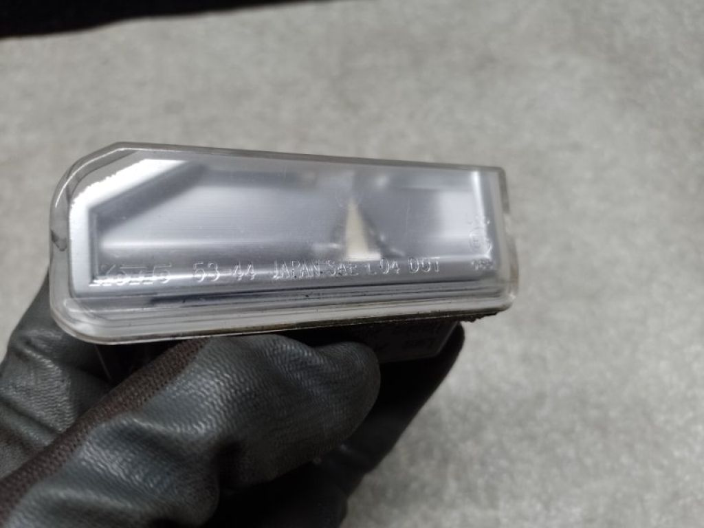 81690-53010 | Подсветка номера лев. LEXUS ES350 06-12 - Фото 5