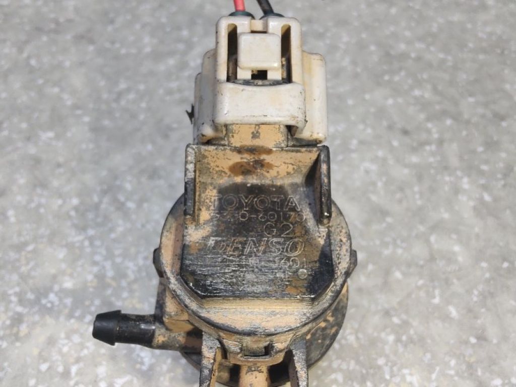 85330-60170 | Насос омывателя стекла передн. TOYOTA LAND CRUISER PRADO 120 02-09 - Фото 2