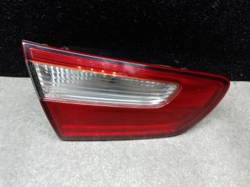 Ліхтар внутрішній лів. KIA RIO UB 2011-2017