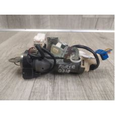 Замок зажигания KIA FORTE/CERATO TD 08-13