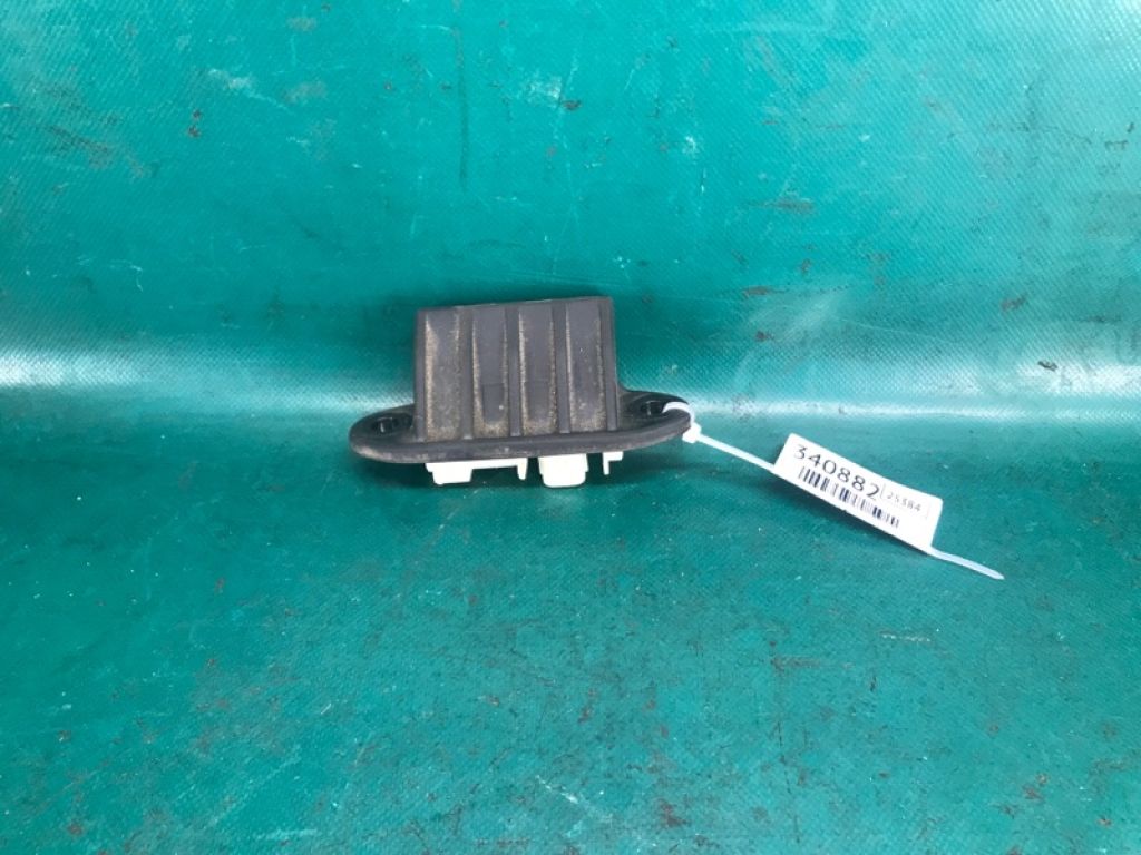 84840-42030 | Кнопка открывания багажника наружная задн. LEXUS NX 14-21