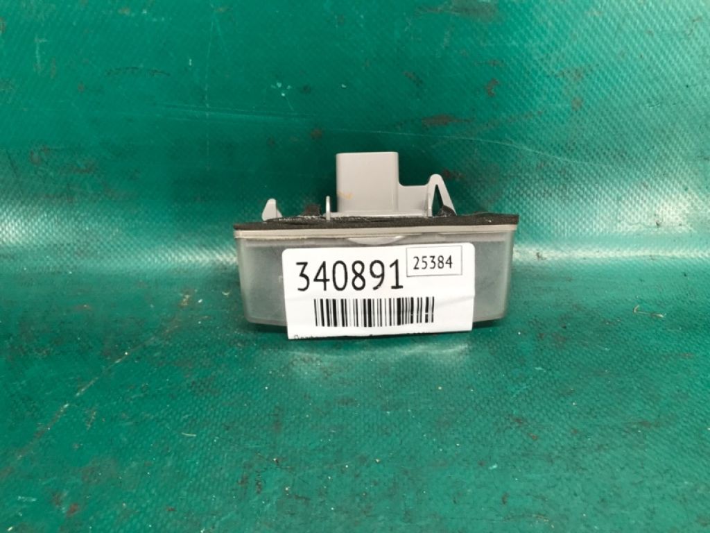 81270-76010 | Подсветка номера задн. LEXUS NX 14-21