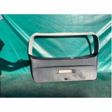 Обшивка кришки багажника задн. DODGE JOURNEY 08-20