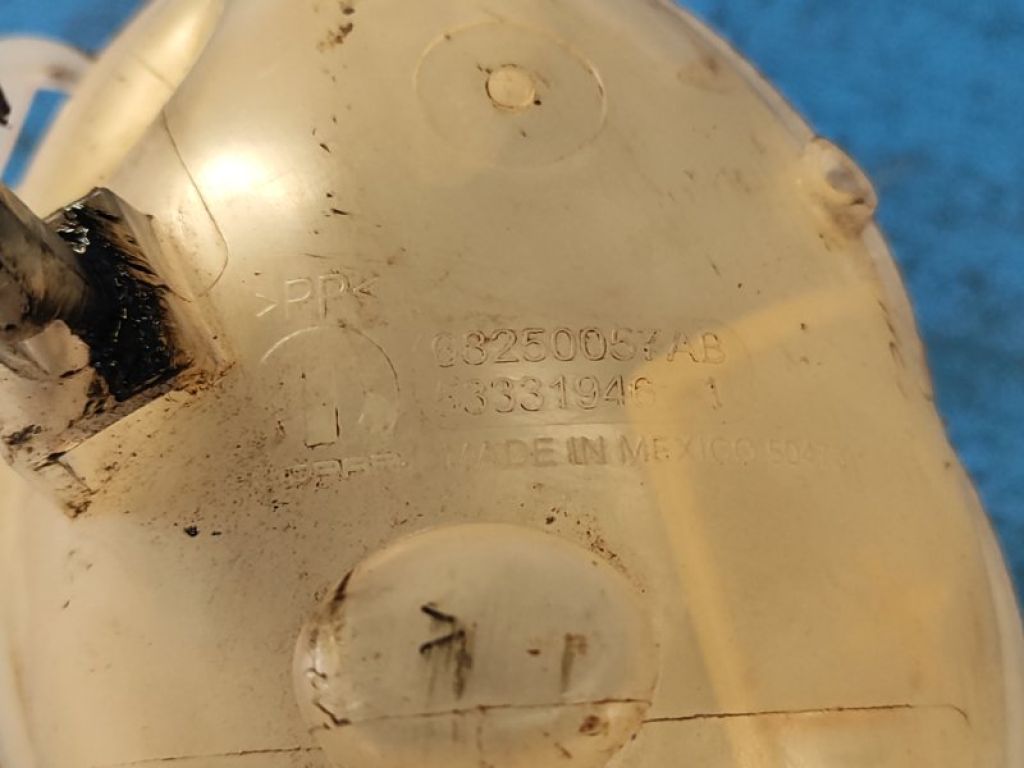 68289857AA | Бачок розширювальний JEEP COMPASS 17-21 - Фото 4