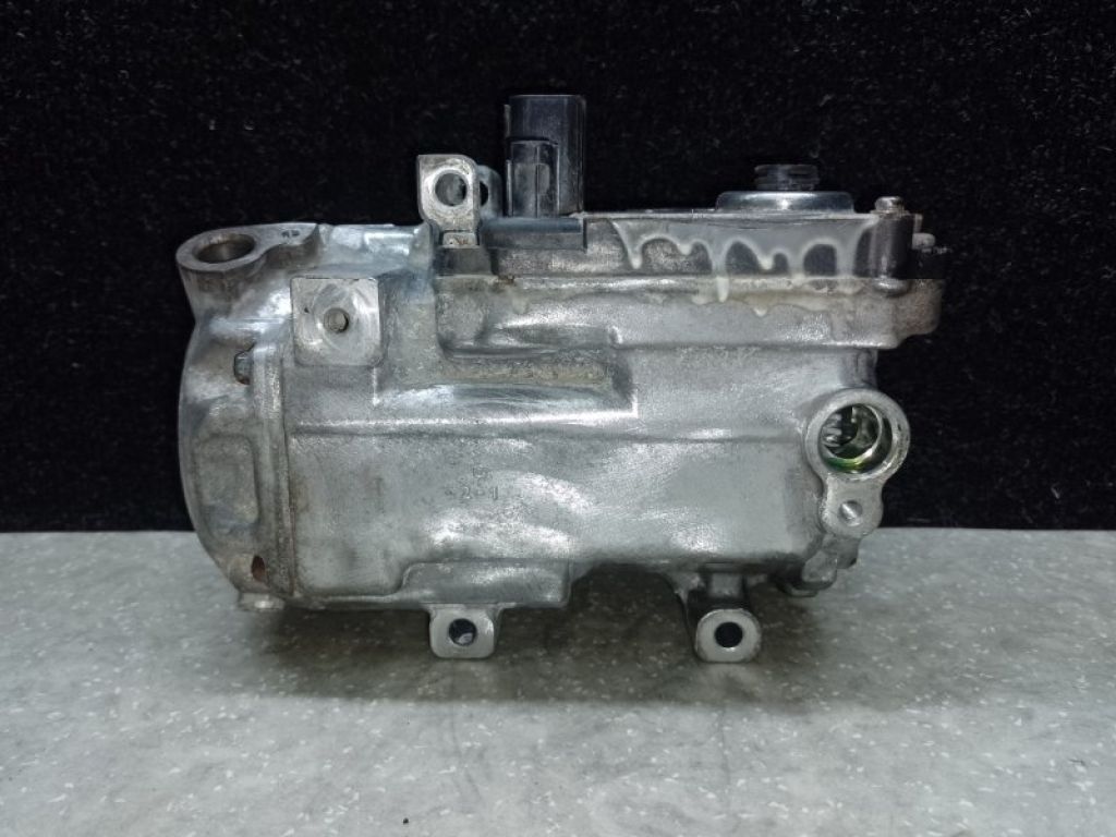 88370-30021 | Компресор кондиціонера TOYOTA CAMRY 40 06-11