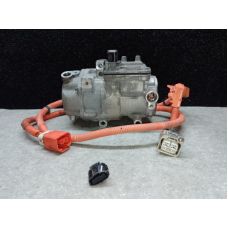 Компрессор кондиционера TOYOTA CAMRY 55 14-17