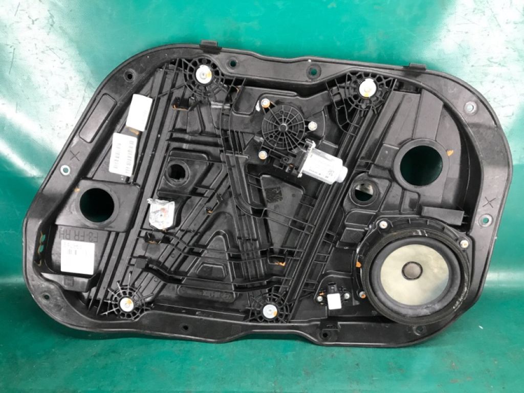 82481-F3030 | Склопідйомник передн. прав. HYUNDAI ELANTRA AD 16-