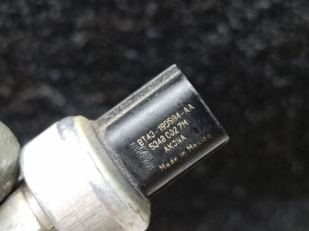 HG1Z-19D594-A | Датчик тиску кондиціонера FORD FOCUS 10-18 - Фото 3