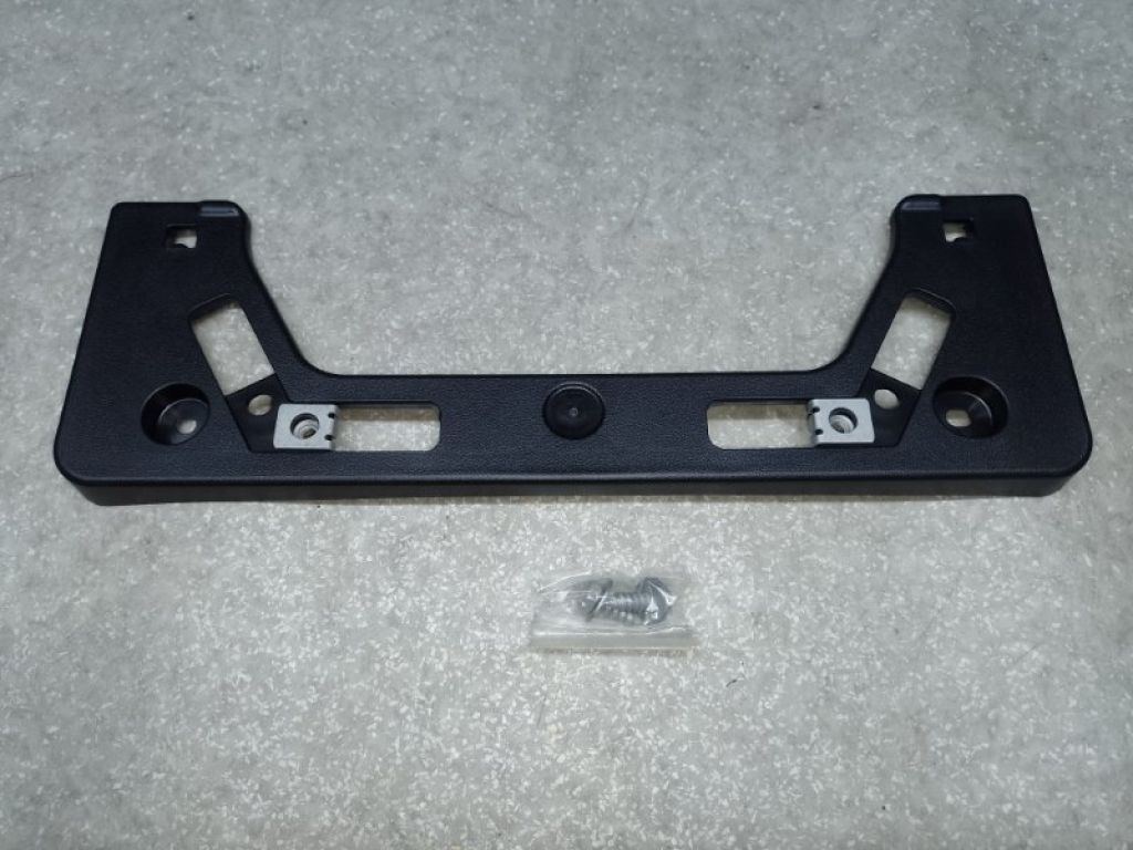 52114-47180 | Майданчик номерного знаку передн. TOYOTA PRIUS 16-