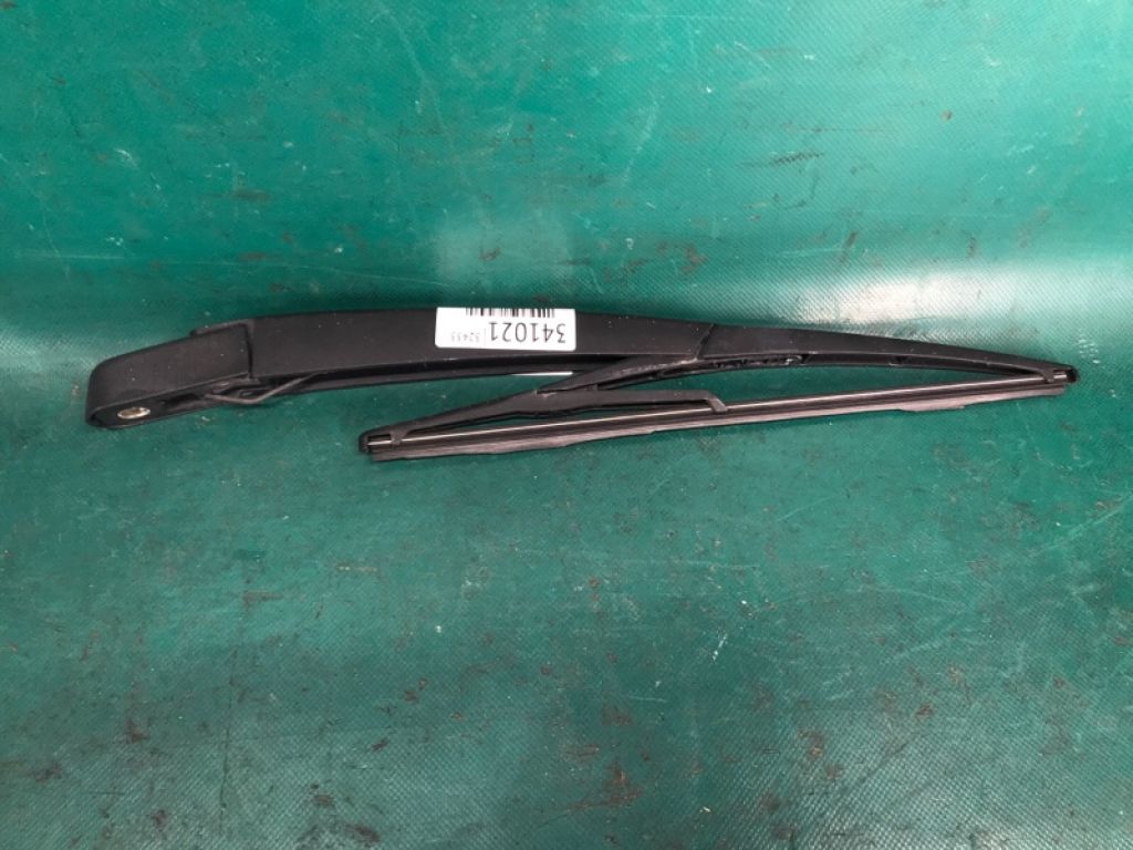 28780-JM00A | Повідець склоочисника задній NISSAN JUKE 10-19