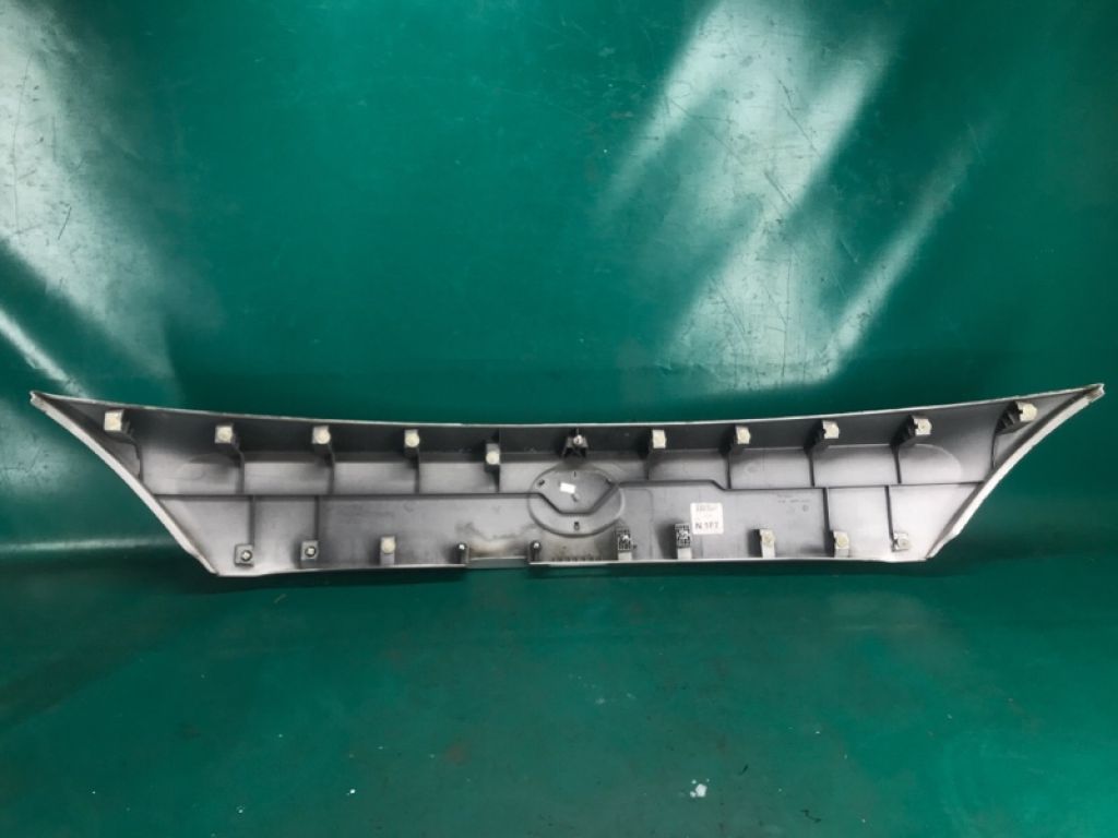 76801-0T010-B0 | накладка кришки багажника TOYOTA VENZA 09-16 - Фото 3