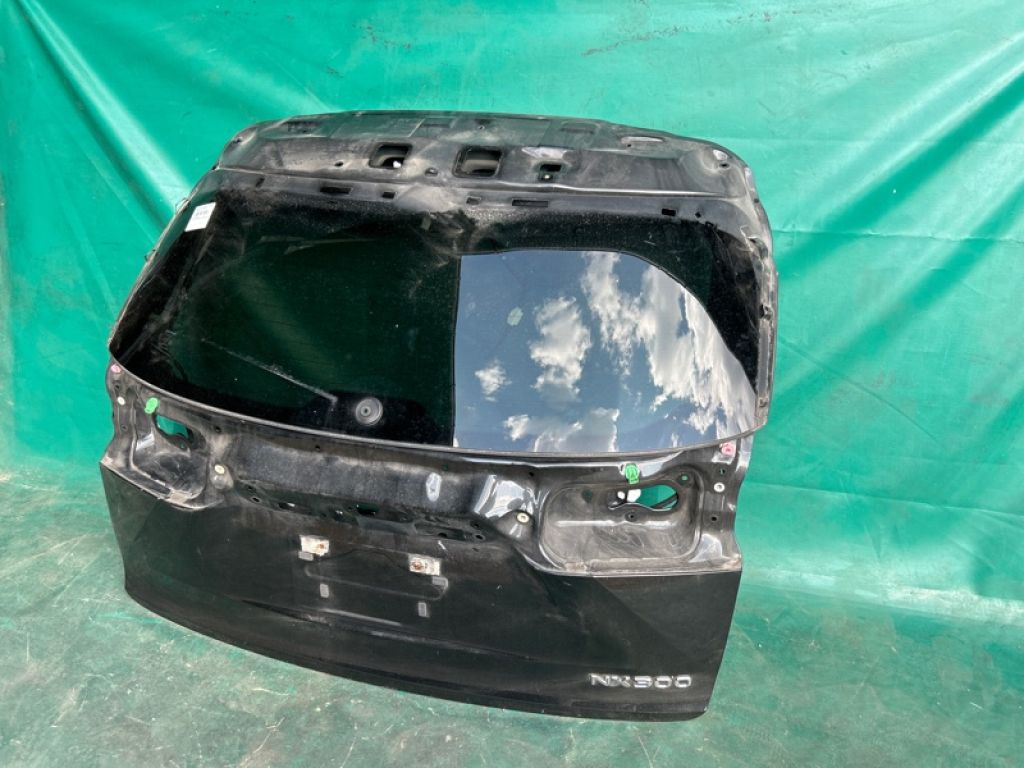 67005-78010 | Кришка багажника LEXUS NX 14-21 - Фото 3