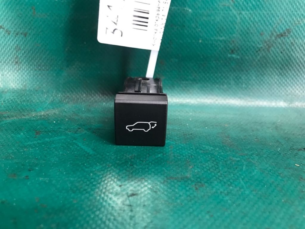 84930-78020 | Кнопка закрывания крышки багажника LEXUS NX 14-21