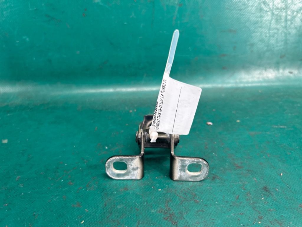 42392688 | Петля кришки багажника CHEVROLET TRAX 16-22