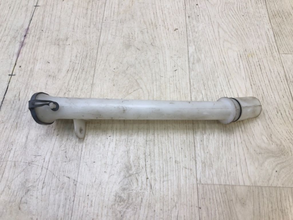 28915-1AA0A | Горловина бачка склоомивача NISSAN MURANO Z51 07-14 - Фото 4