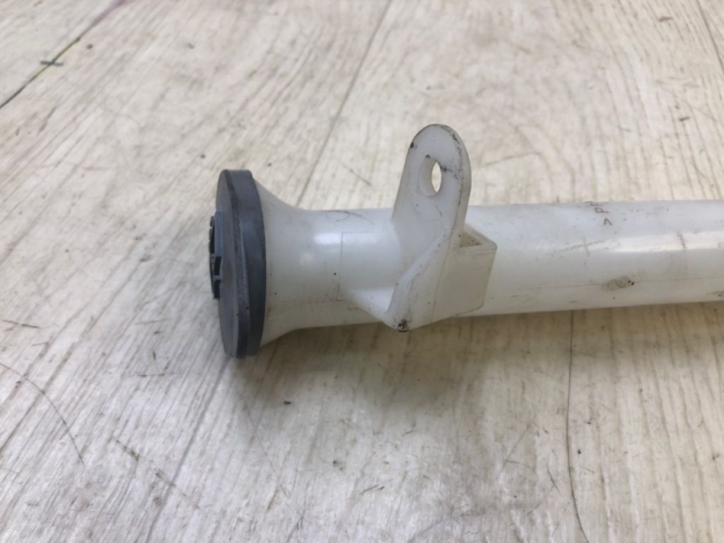 28915-1AA0A | Горловина бачка склоомивача NISSAN MURANO Z51 07-14 - Фото 6