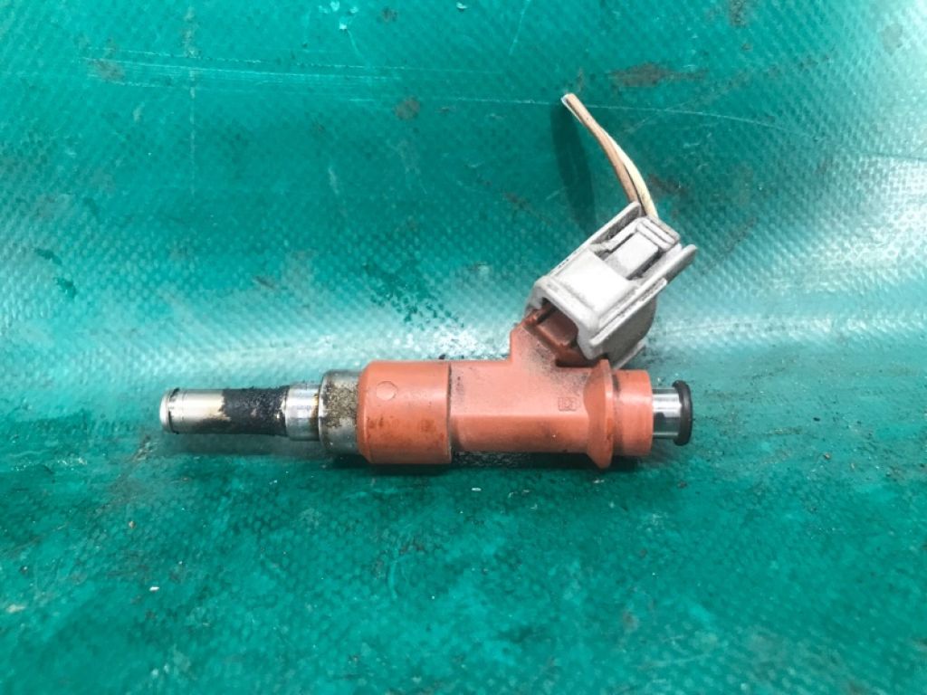 23209-0P040 | Форсунка паливна TOYOTA AVALON 05-12 - Фото 2