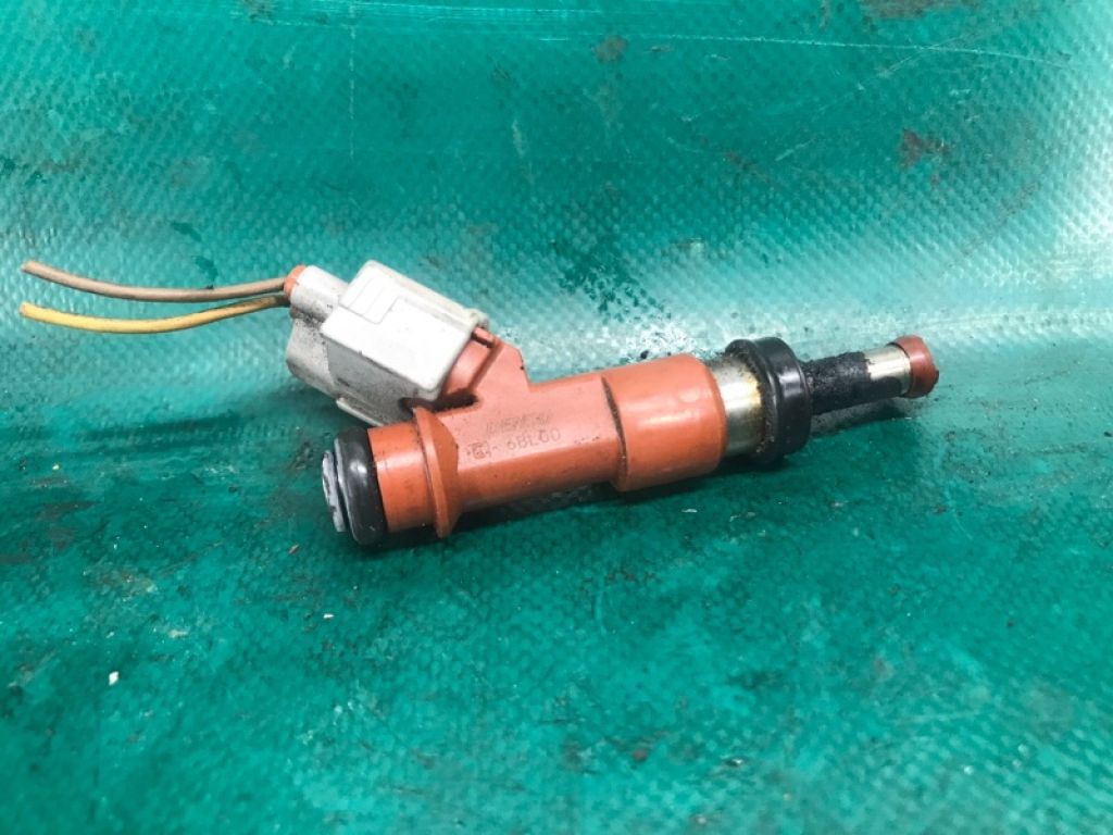 23209-0P040 | Форсунка паливна TOYOTA AVALON 05-12