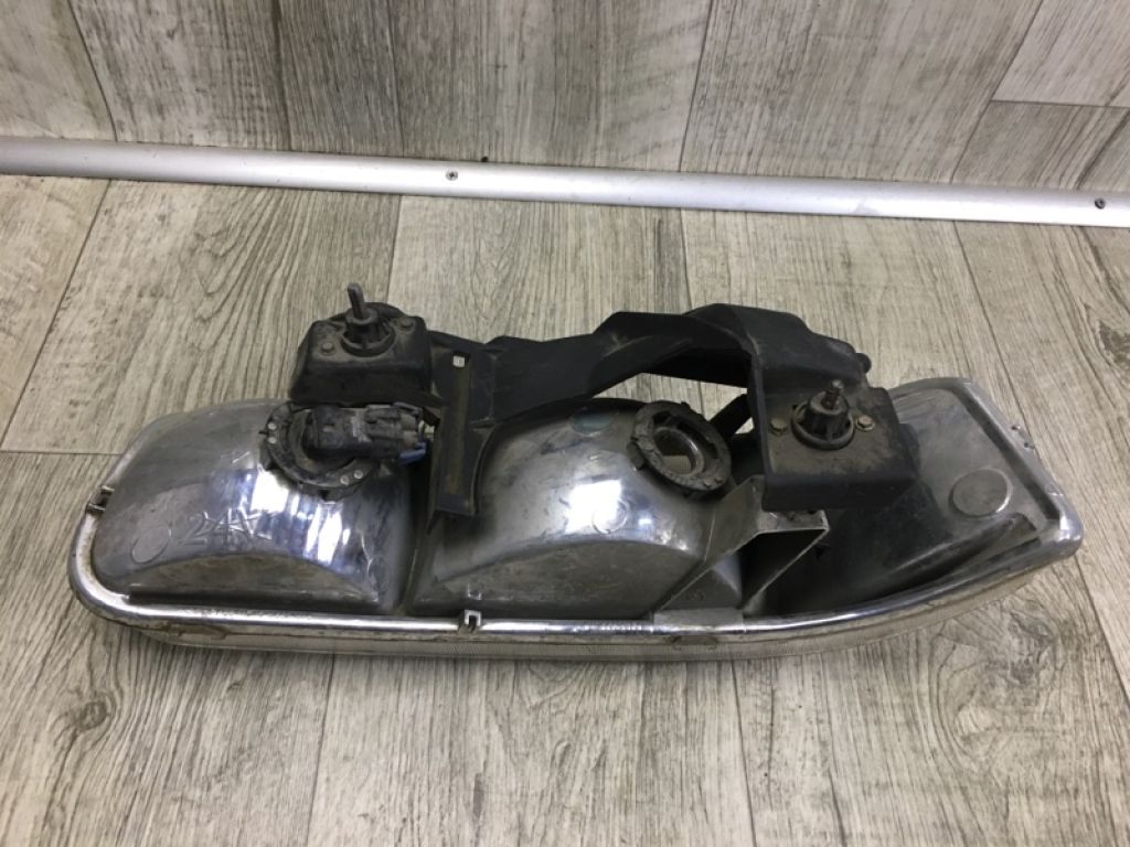 16526134 | Фара прав. CHEVROLET SUBURBAN 00-06 - Фото 5