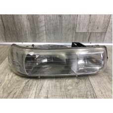 Фара прав. CHEVROLET SUBURBAN 00-06