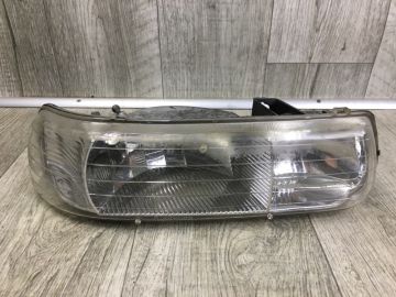 Фара прав. CHEVROLET SUBURBAN 00-06