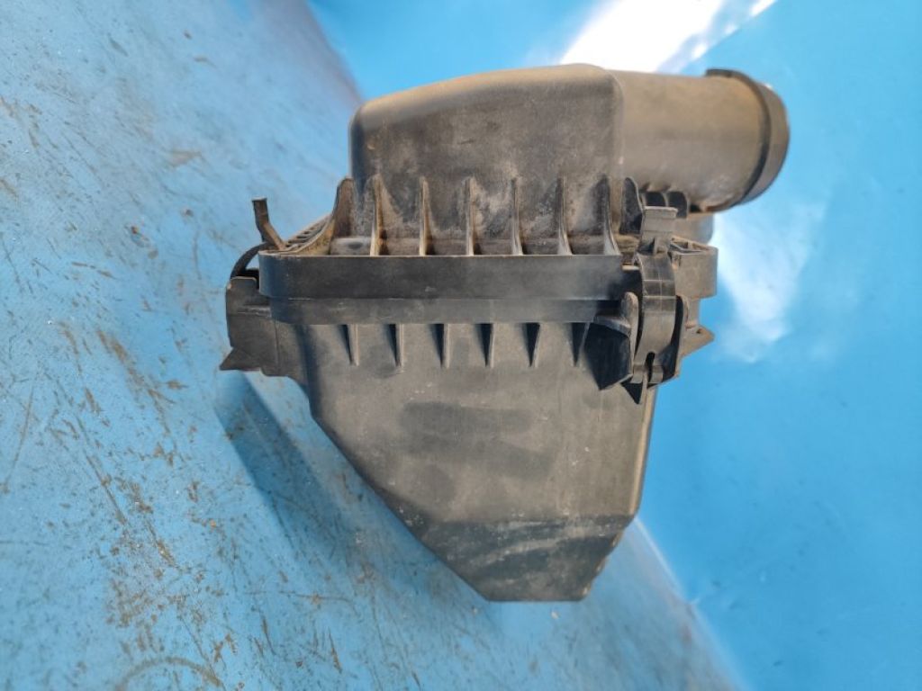 JR3Z-9600-AC | Корпус воздушного фильтра FORD MUSTANG 15- - Фото 4