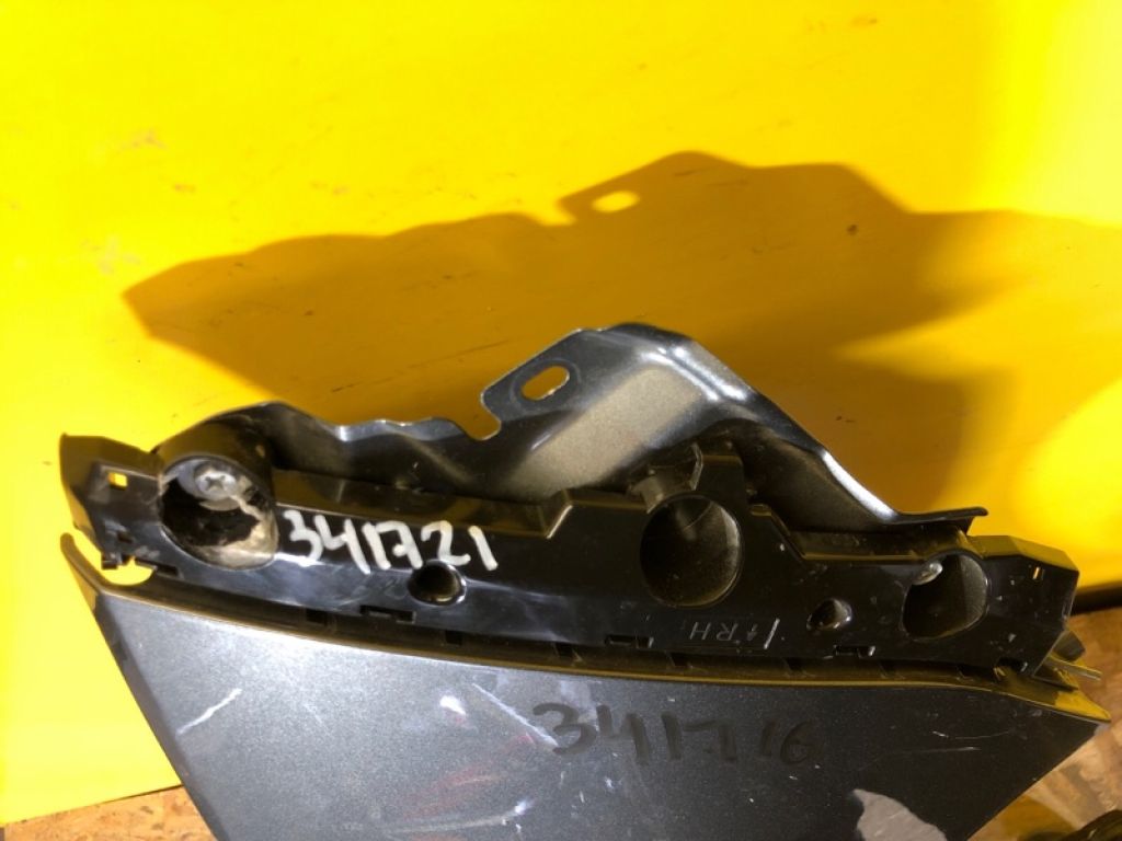 62224-5SK0A | Кронштейн переднего бампера (на крыле) прав. NISSAN LEAF 18-