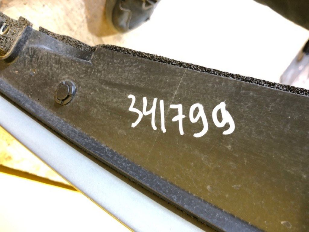 63820-5SH1A | Пыльник крыла прав. NISSAN LEAF 18- - Фото 2