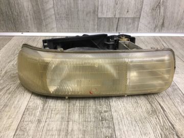 Фара прав. CHEVROLET SUBURBAN 00-06